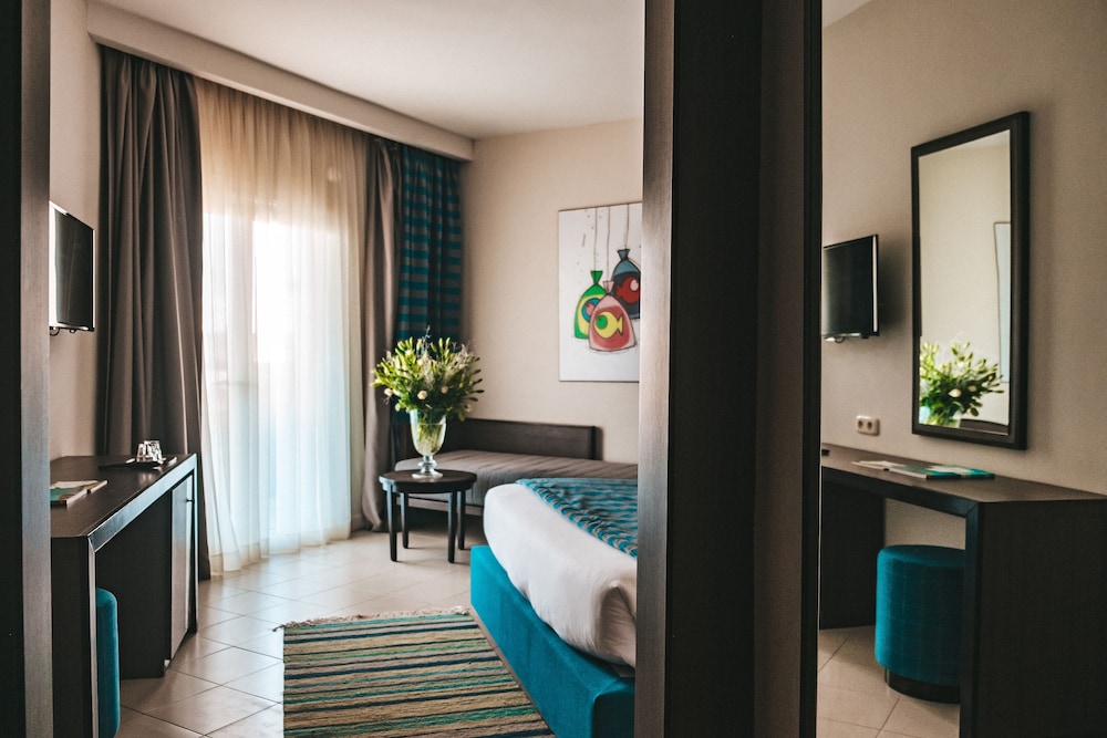 Hotel Rosa Beach Monastir — Hotel rooms in Skanes inc. Monastir, Monastir