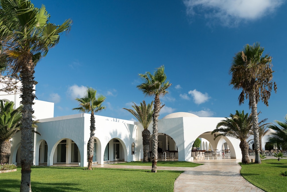 Iliade Aqua Park Djerba — Hotel building in Aghir, Medenine