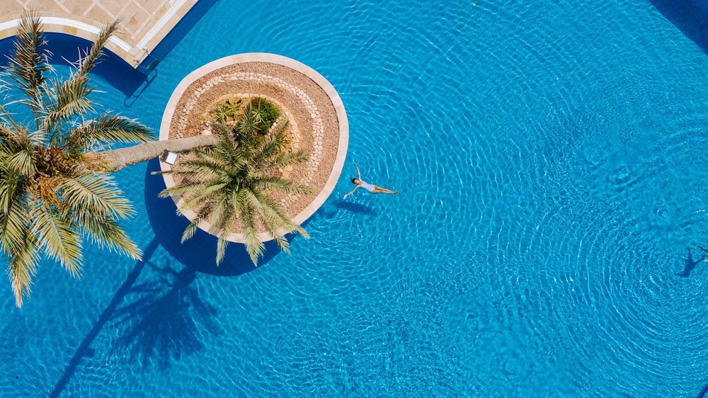 Djerba Golf Resort & Spa — Swimming pool in Aghir, Medenine