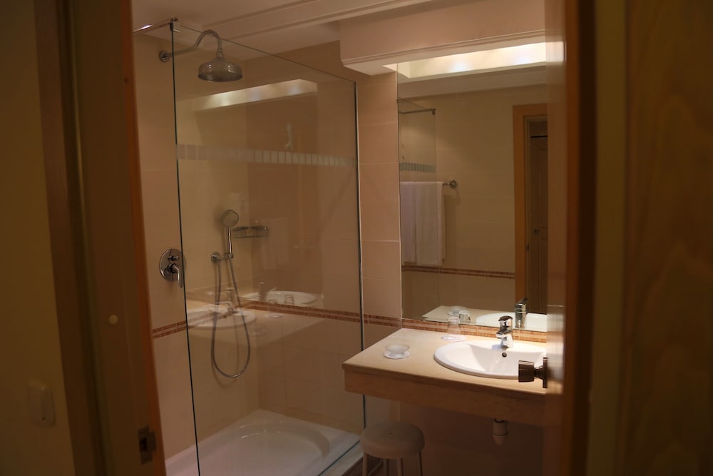 Djerba Golf Resort & Spa — Hotel rooms in Aghir, Medenine