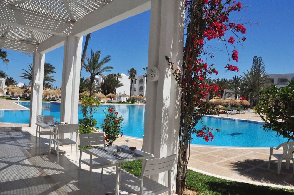 Djerba Golf Resort & Spa — Restaurant & bars in Aghir, Medenine