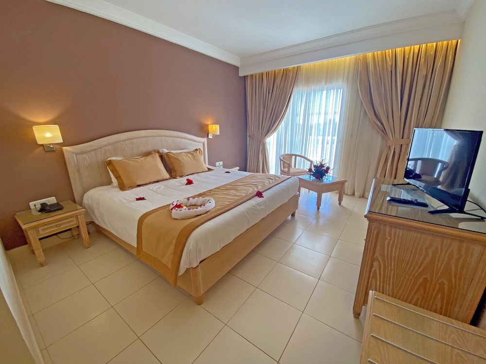 Djerba Golf Resort & Spa — Hotel rooms in Aghir, Medenine