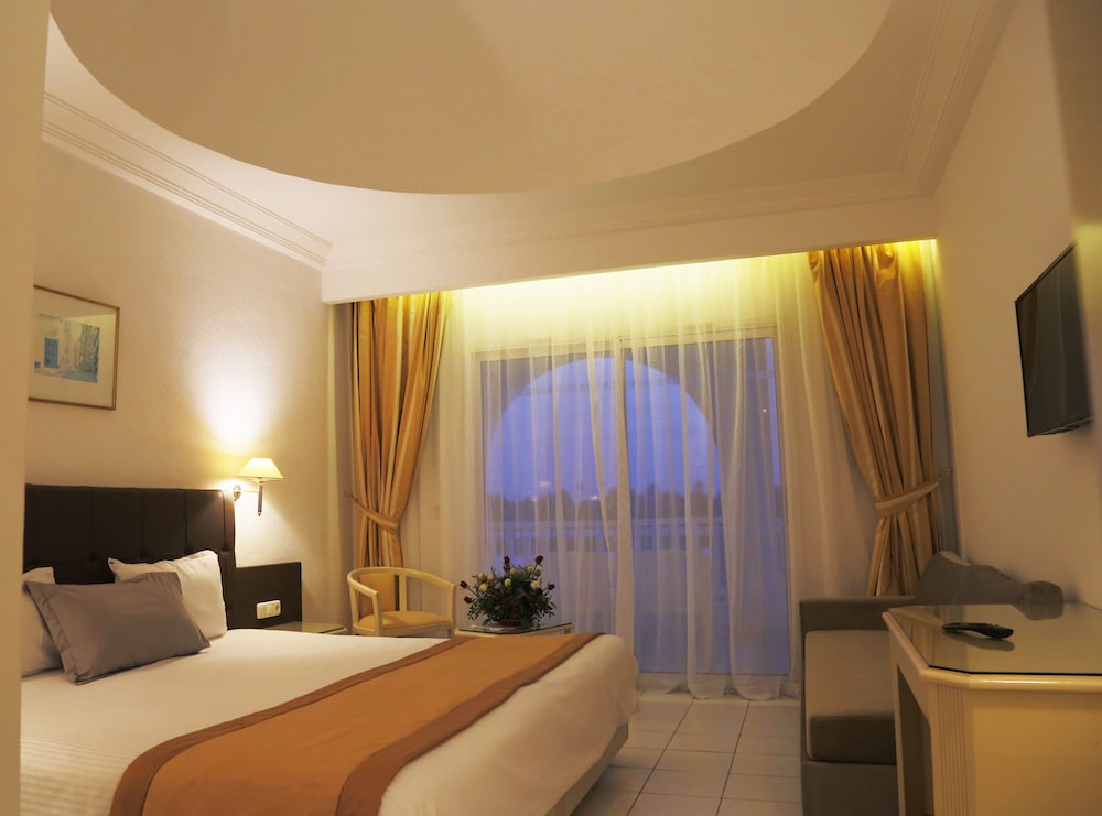 Djerba Golf Resort & Spa — Hotel rooms in Aghir, Medenine