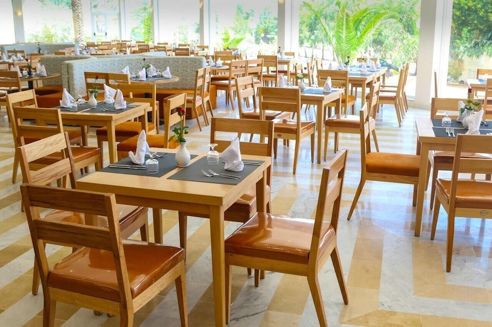 Marhaba Club — Restaurant in Sousse, Sousse