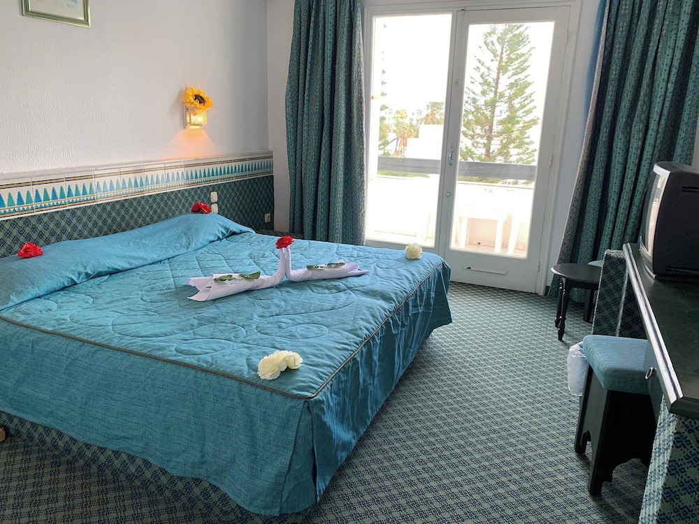 Hôtel Jinene — Hotel rooms in Sousse, Sousse