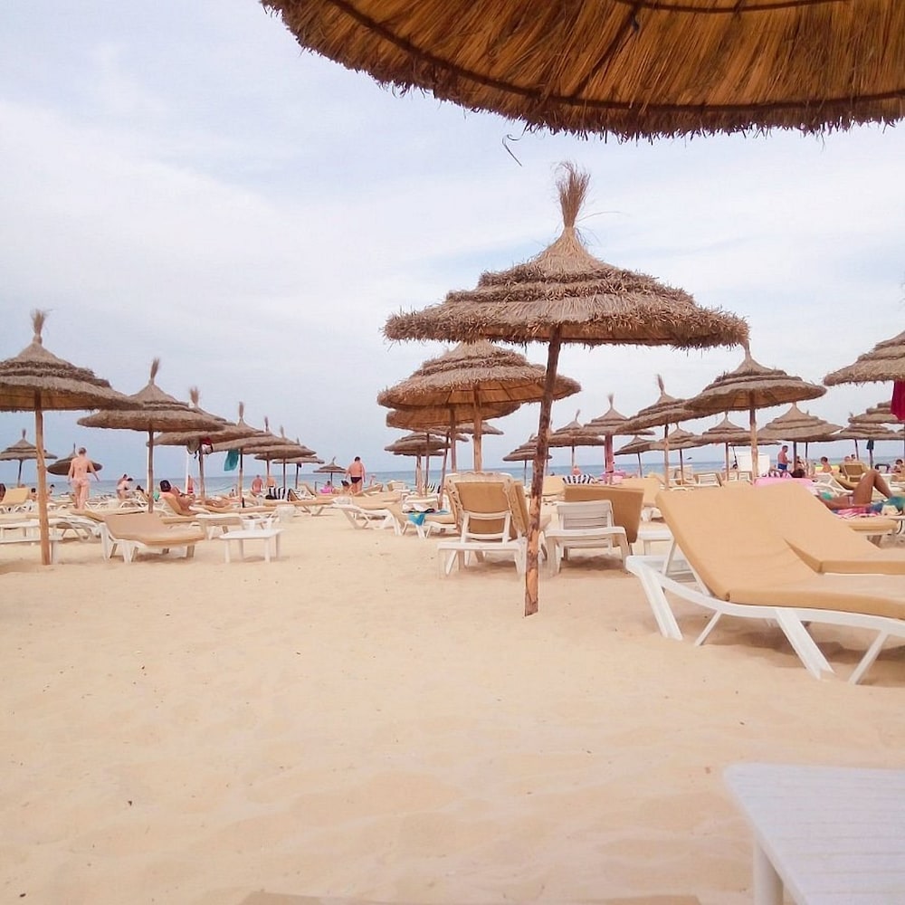 Occidental Sousse Marhaba — Beach in Sousse, Sousse