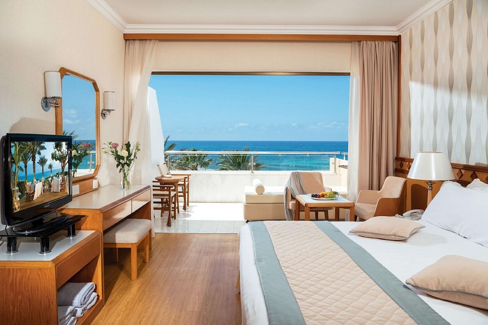 Constantinou Bros Pioneer Beach Hotel - zdjęcie 2