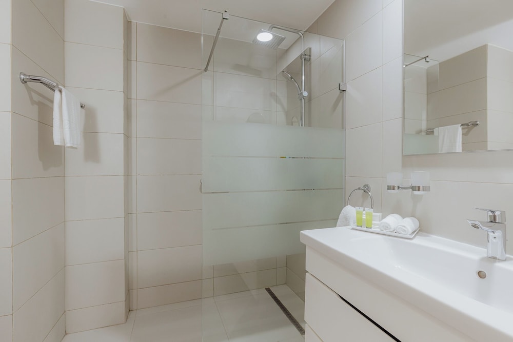 Tasia Maris Sands - Adults Only — Hotel rooms in Ayia Napa, Famagusta Region
