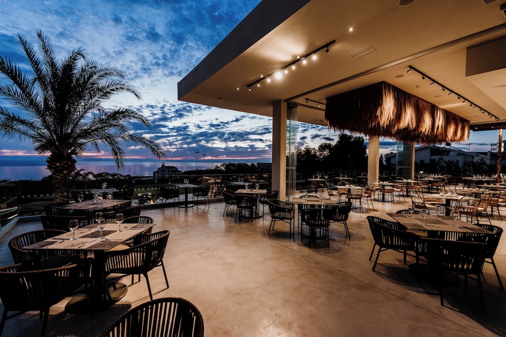 Cavo Zoe Seaside Hotel — Restaurant & bars in Protaras, Famagusta Region