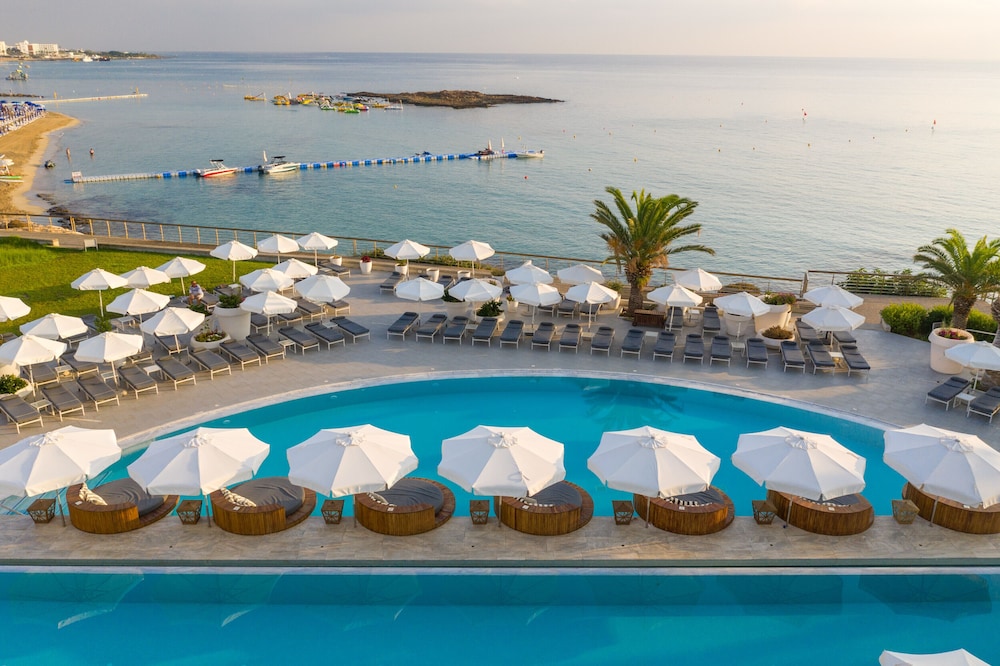 King Jason Protaras - Designed for Adults By Louis Hotels — Swimming pool in Protaras, Famagusta Region