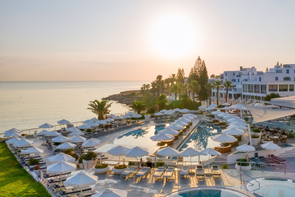 King Jason Protaras - Designed for Adults By Louis Hotels — Swimming pool in Protaras, Famagusta Region