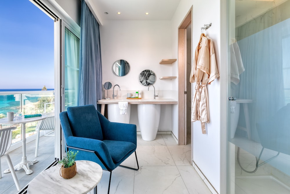 King Jason Protaras - Designed for Adults By Louis Hotels — Hotel rooms in Protaras, Famagusta Region