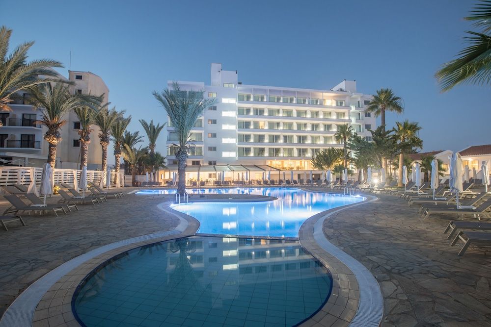 Bohemian Gardens Hotel - zdjęcie 2