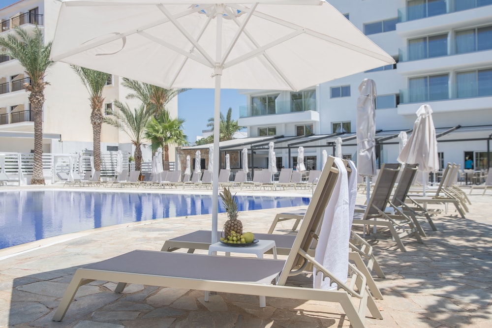 Bohemian Gardens Hotel — Pool in Protaras, Famagusta Region