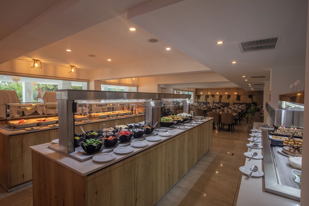 Bohemian Gardens Hotel — Restaurant in Protaras, Famagusta Region