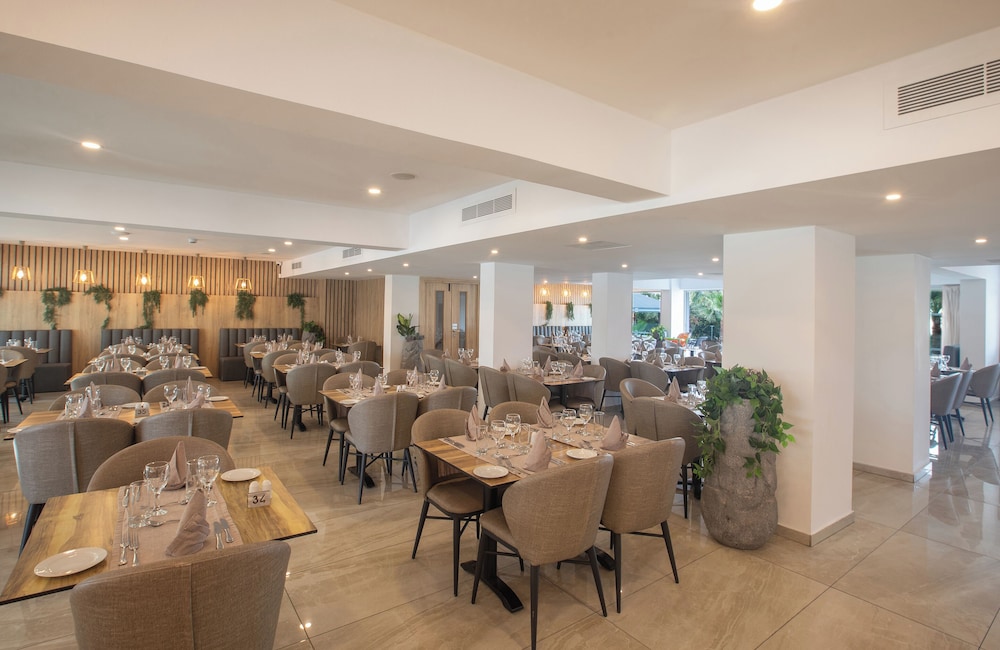 Bohemian Gardens Hotel — Restaurant & bars in Protaras, Famagusta Region