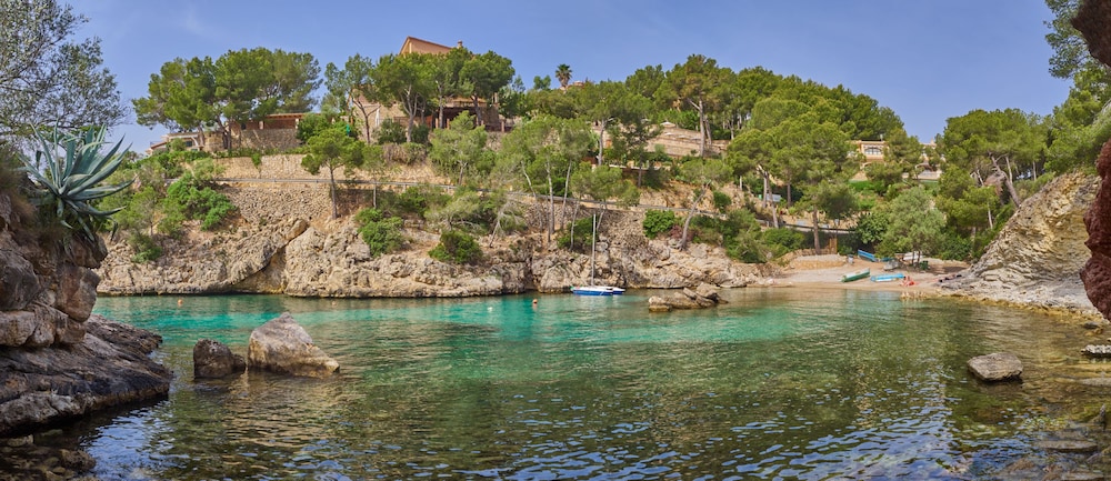 Hotel Petit Cala Fornells — Beach in Peguera, Balearic Islands