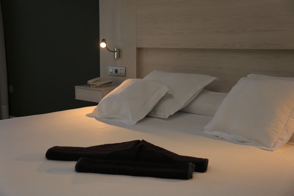 R2 Romantic Fantasia Dreams & Suites Hotel – Adults Only - All inclusive — Hotel rooms in Tarajalejo, Canary Islands