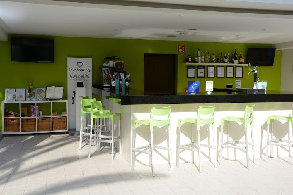 R2 Romantic Fantasia Dreams & Suites Hotel – Adults Only - All inclusive — Restaurant & bars in Tarajalejo, Canary Islands