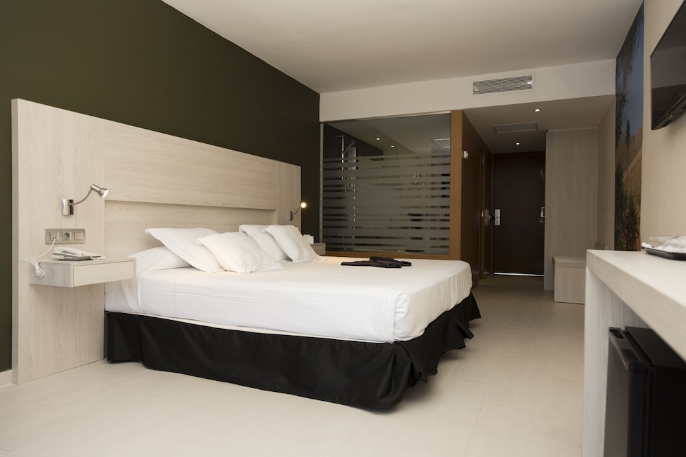 R2 Romantic Fantasia Dreams & Suites Hotel – Adults Only - All inclusive — Hotel rooms in Tarajalejo, Canary Islands