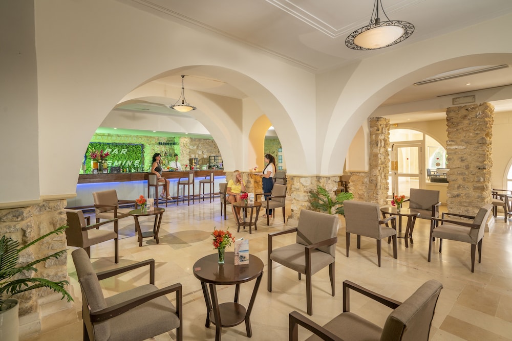 Mediterranee Hammamet - Families and Couples Only — Restaurant & bars in Hammamet, Nabeul