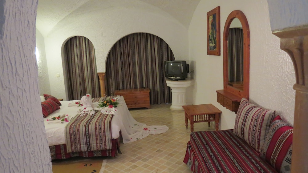 Hotel Lella Baya Thalasso — Hotel rooms in Hammamet, Nabeul