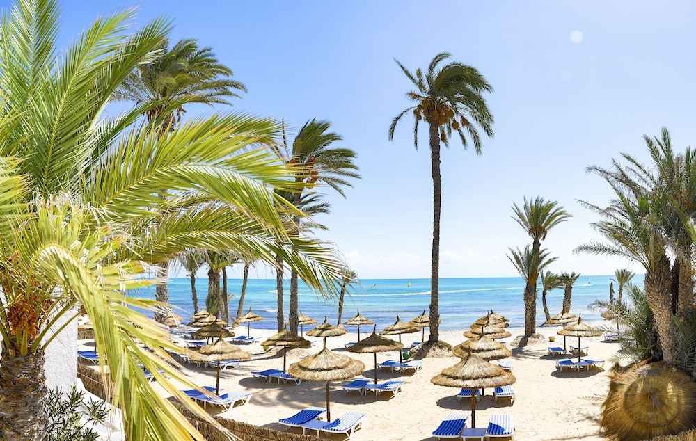 Hari Club Beach Resort — Beach in Aghir, Medenine