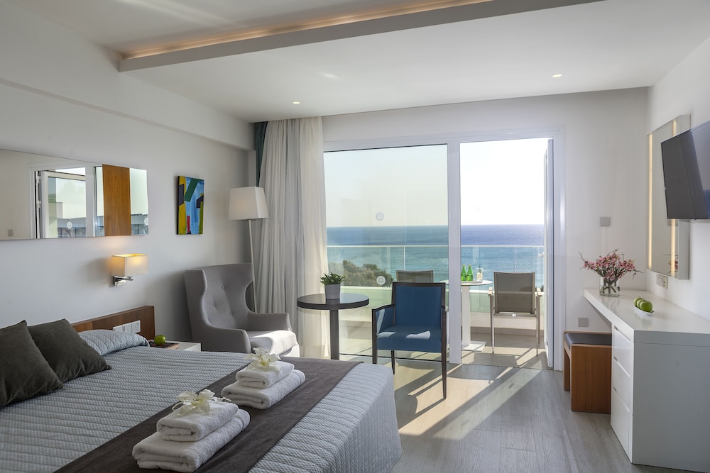 Melissi Beach Hotel & Spa — Hotel rooms in Ayia Napa, Famagusta Region