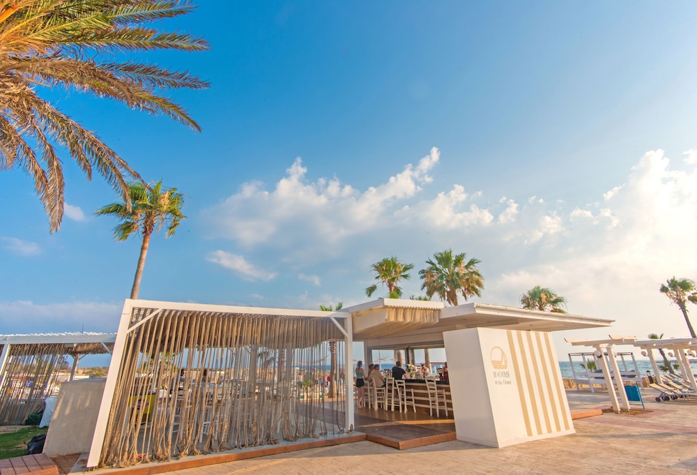 Dome Beach Marina Hotel & Resort — Restaurant & bars in Ayia Napa, Famagusta Region