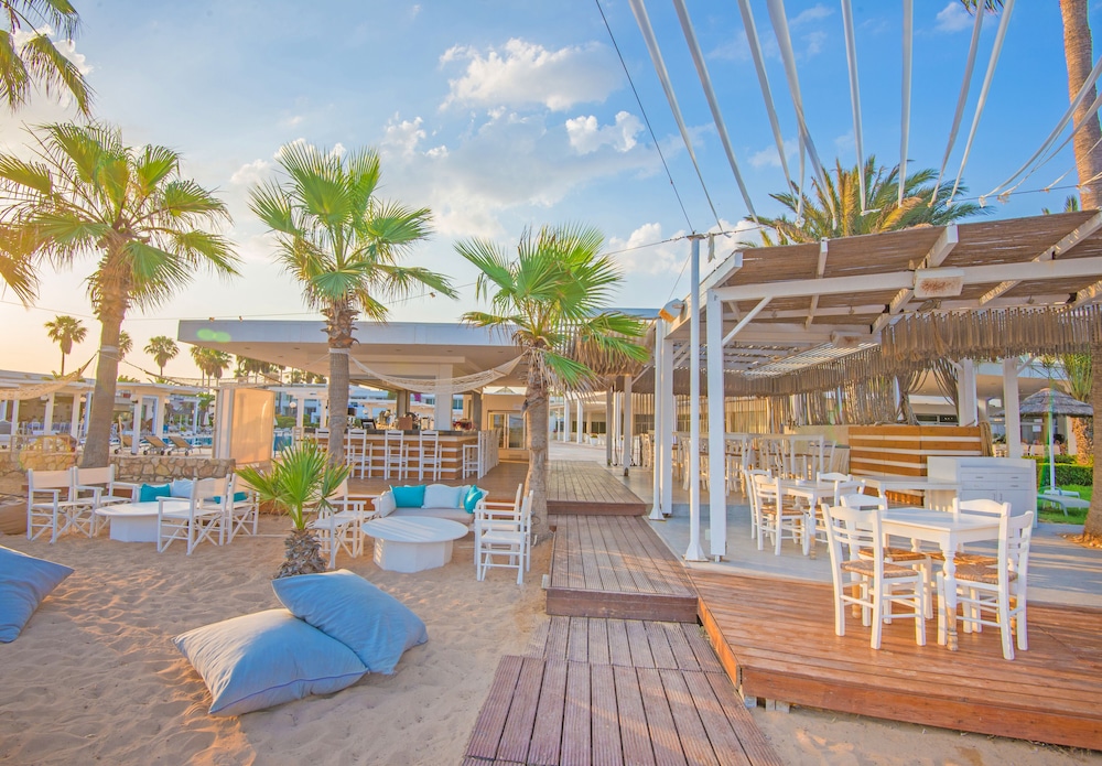Dome Beach Marina Hotel & Resort — Restaurant & bars in Ayia Napa, Famagusta Region
