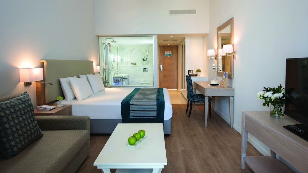 Olympic Lagoon Resort - Ayia Napa — Hotel rooms in Ayia Napa, Famagusta Region