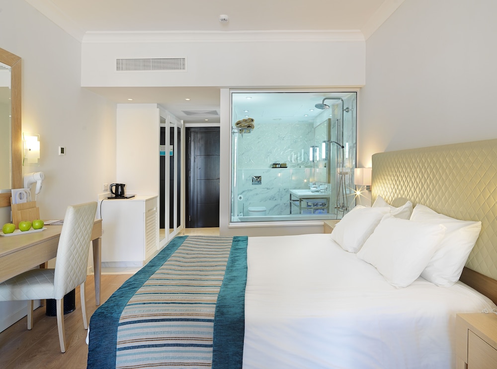 Olympic Lagoon Resort - Ayia Napa — Hotel rooms in Ayia Napa, Famagusta Region