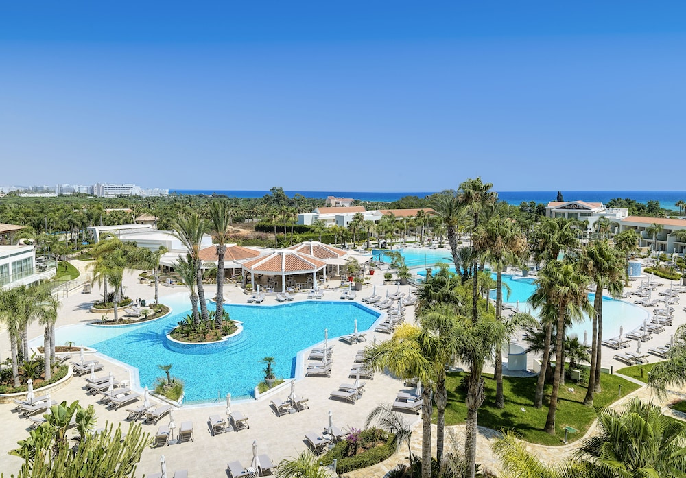 Olympic Lagoon Resort - Ayia Napa — Swimming pool in Ayia Napa, Famagusta Region