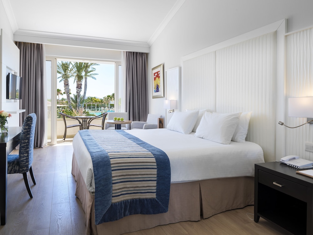 Olympic Lagoon Resort - Ayia Napa — Hotel rooms in Ayia Napa, Famagusta Region