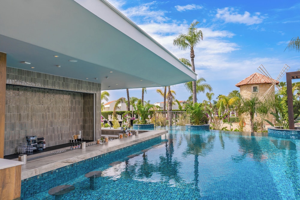 Olympic Lagoon Resort - Ayia Napa — Swimming pool in Ayia Napa, Famagusta Region