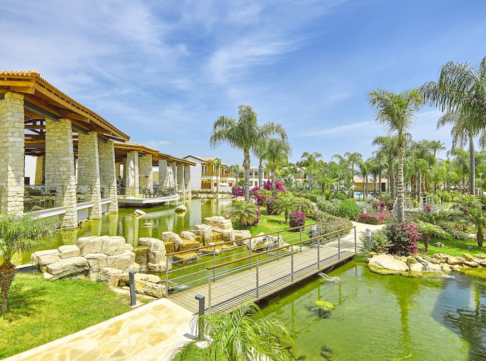 Olympic Lagoon Resort - Ayia Napa — Hotel building in Ayia Napa, Famagusta Region