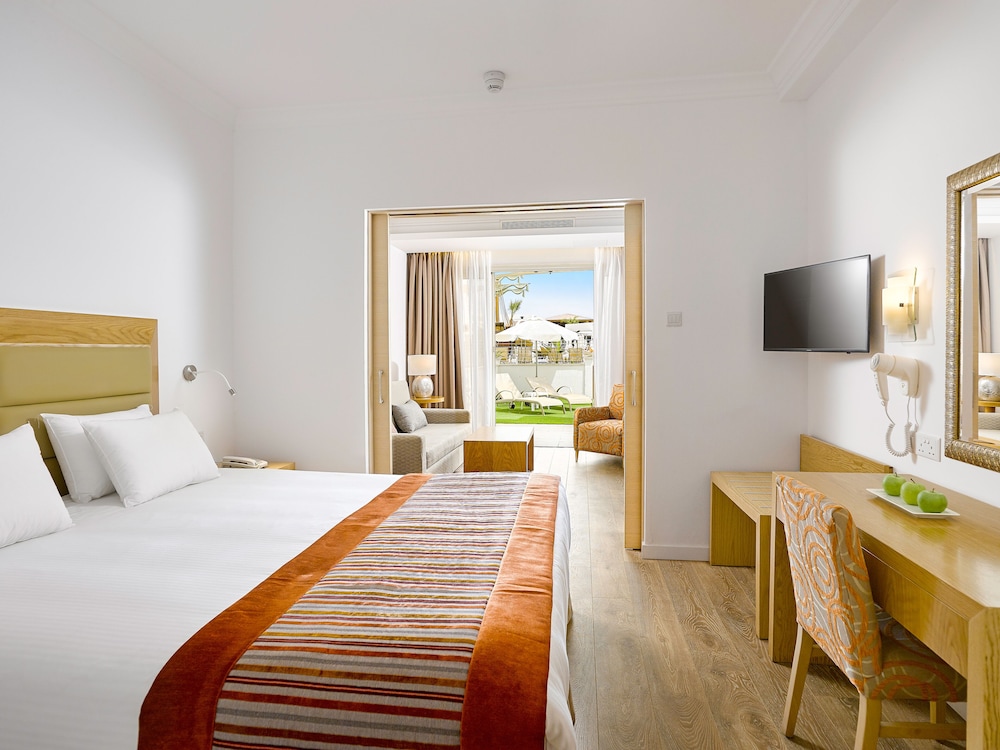 Olympic Lagoon Resort - Ayia Napa — Hotel rooms in Ayia Napa, Famagusta Region
