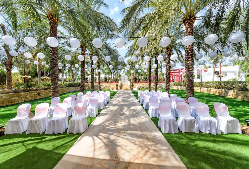 Olympic Lagoon Resort - Ayia Napa — Hotel building in Ayia Napa, Famagusta Region