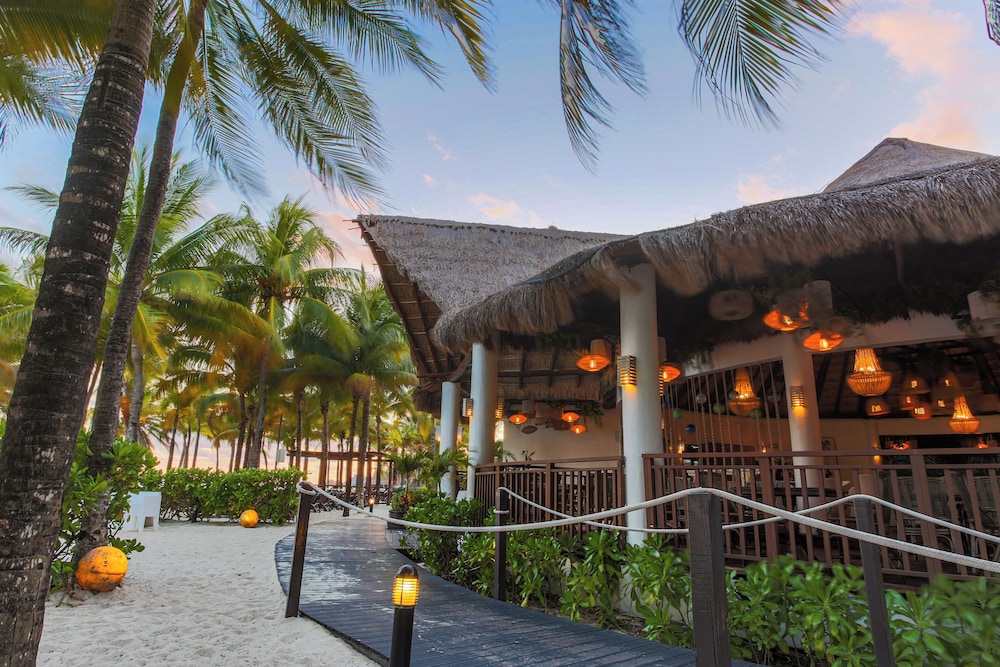 Sandos Caracol Nature Resort & Water Park All Inclusive — Restaurant in Playa del Carmen, Quintana Roo