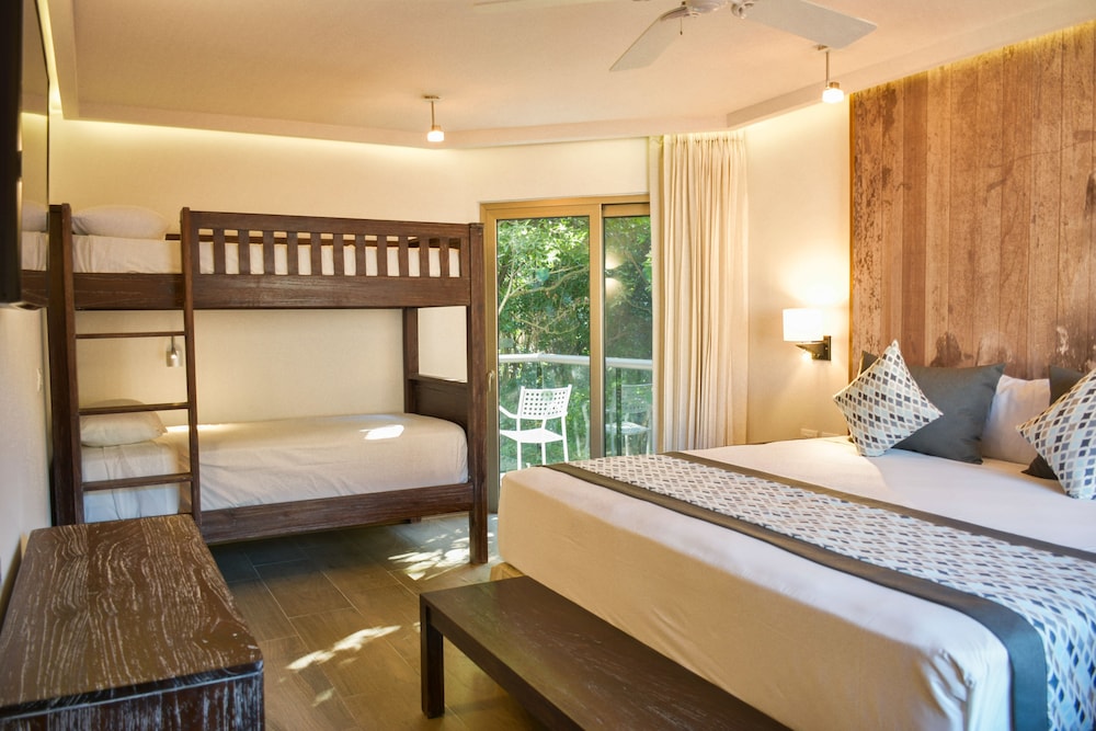 Sandos Caracol Nature Resort & Water Park All Inclusive — Rooms in Playa del Carmen, Quintana Roo