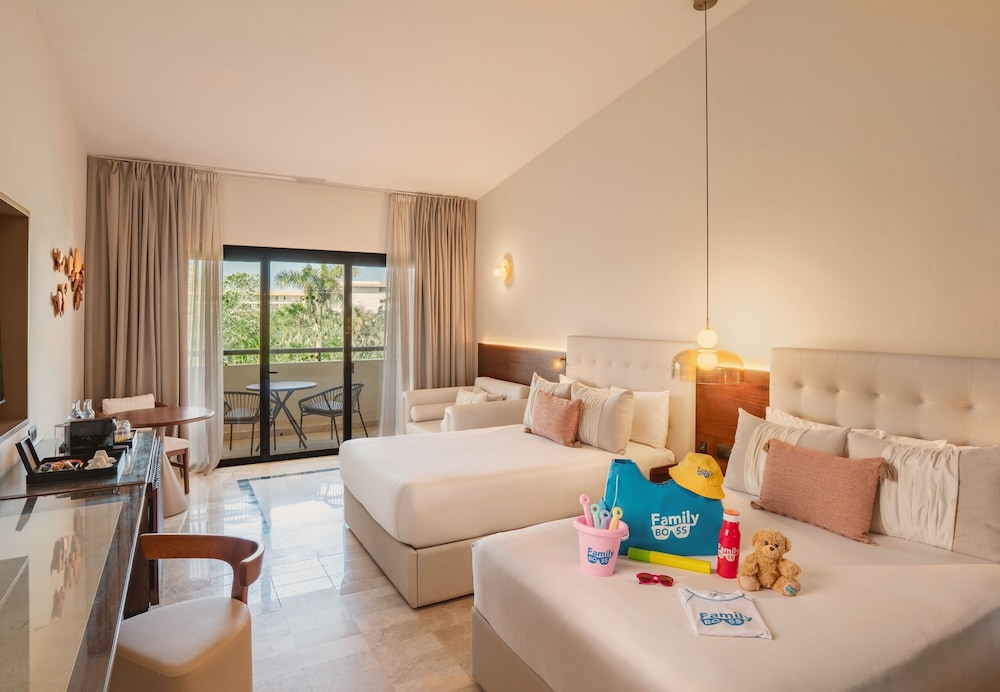 Grand Palladium Kantenah Resort & Spa All Inclusive — Hotel rooms in Xetna, Quintana Roo