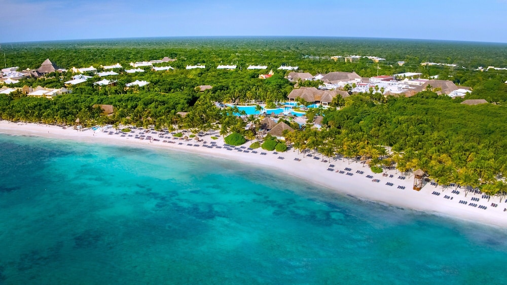 Grand Palladium Kantenah Resort & Spa All Inclusive — Beach in Xetna, Quintana Roo