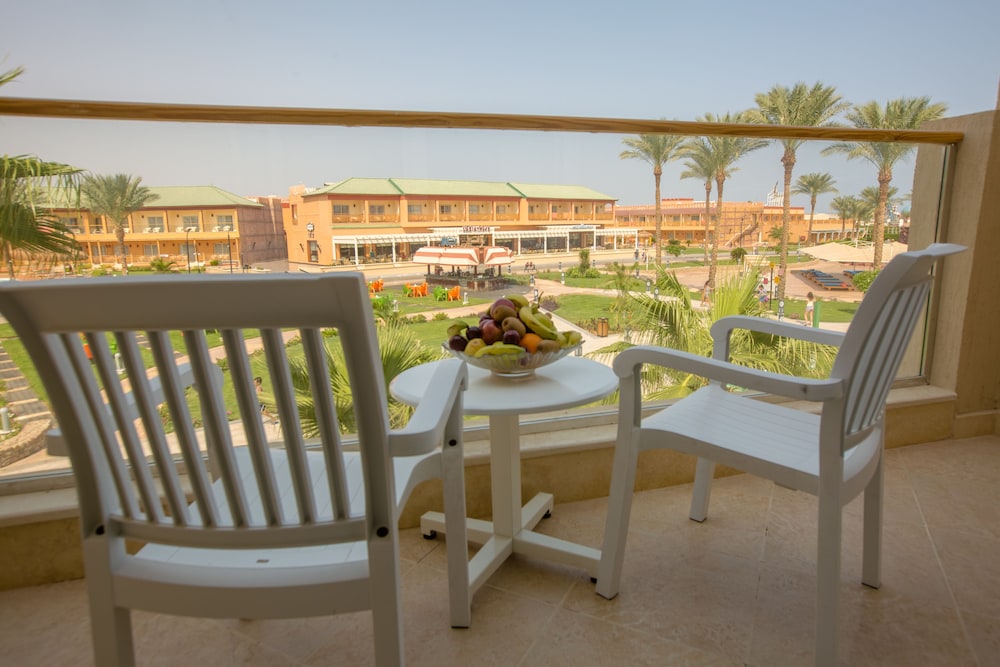 Pickalbatros Aqua Blu Sharm El Sheikh — Hotel building in Sharm El Sheikh, Red Sea