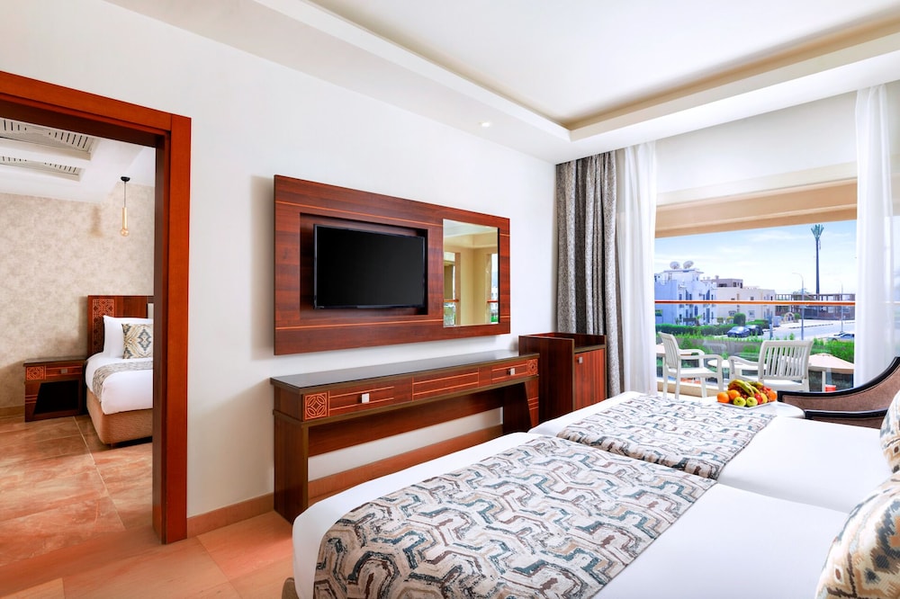 Pickalbatros Aqua Blu Sharm El Sheikh — Hotel rooms in Sharm El Sheikh, Red Sea