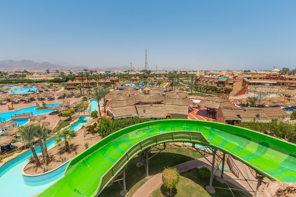 Pickalbatros Aqua Blu Sharm El Sheikh — Swimming pool in Sharm El Sheikh, Red Sea