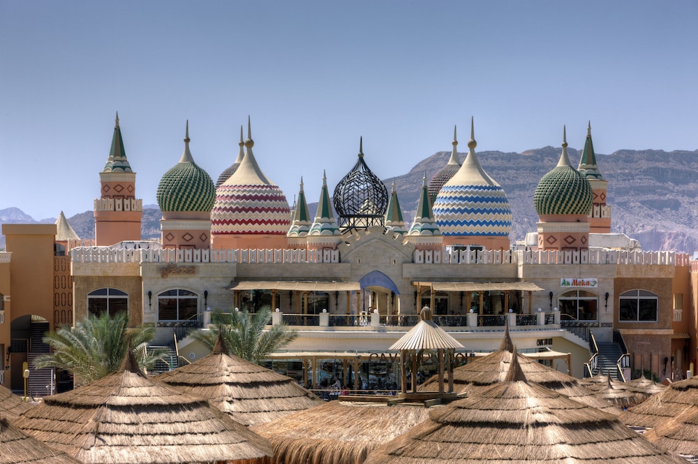 Pickalbatros Aqua Blu Sharm El Sheikh — Hotel building in Sharm El Sheikh, Red Sea