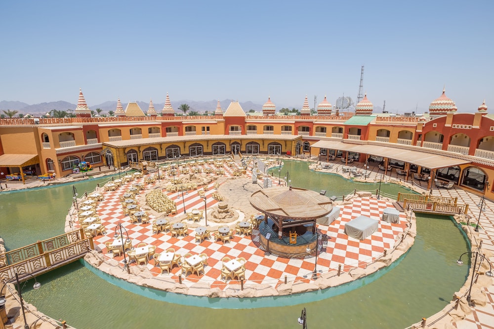 Pickalbatros Aqua Blu Sharm El Sheikh — Hotel building in Sharm El Sheikh, Red Sea