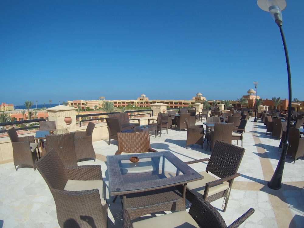Malikia Resort Abu Dabbab — Restaurant & bars in Marsa Alam, Red Sea