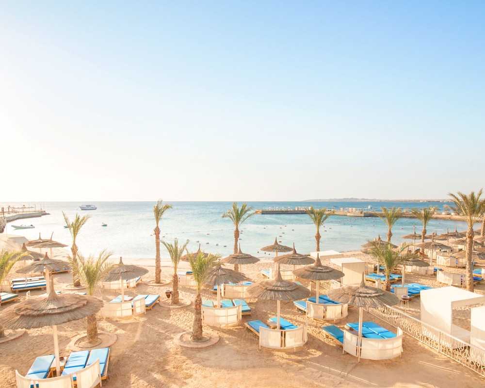 Pickalbatros Aqua Park Resort - Hurghada - All inclusive — Beach in Hurghada, Red Sea