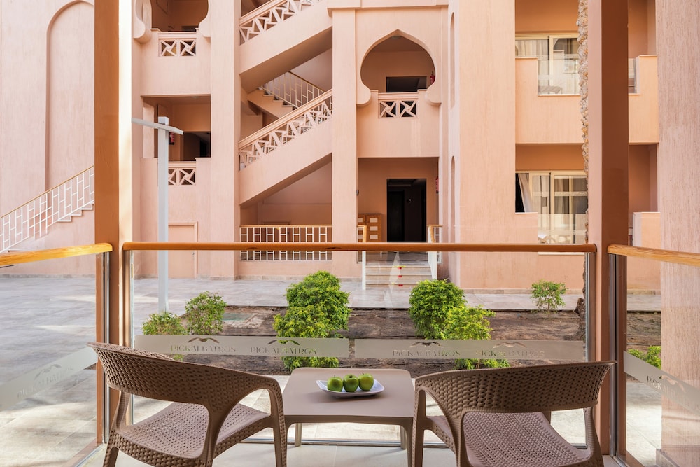 Pickalbatros Aqua Park Resort - Hurghada - All inclusive — Hotel building in Hurghada, Red Sea